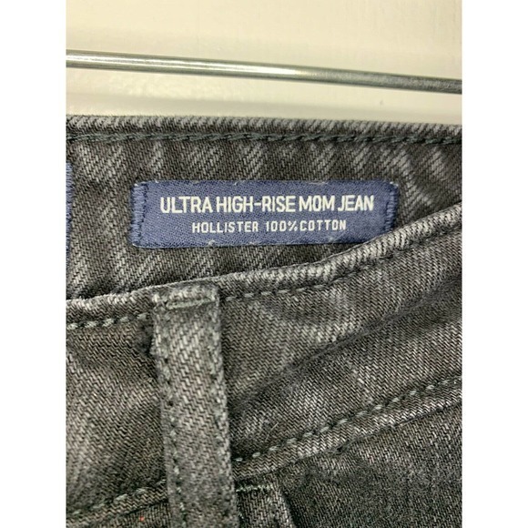 Hollister Ultra High Rise Mom Jeans Distressed Destroyed Black Size 1 /27 - Picture 2 of 9
